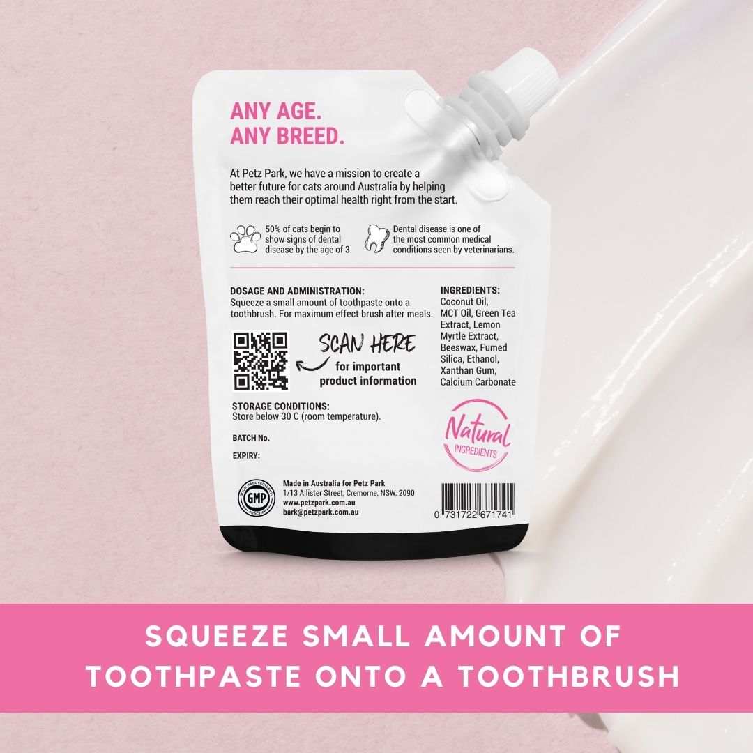PetzPark Toothpaste for Cats tube with natural ingredients and dosage instructions for dental care in cats of any age and breed