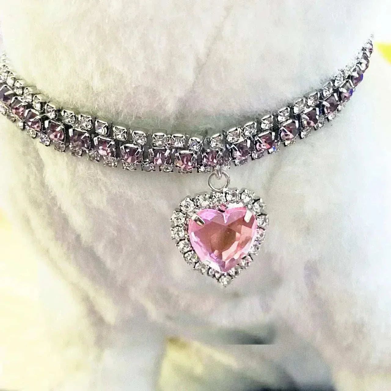 Pretty Kitty's heart pendant diamante collar necklace with pink zircon and silver plating for cats
