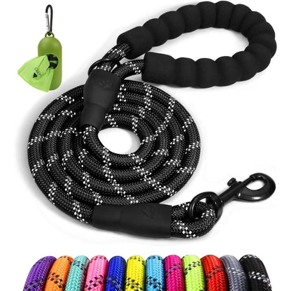 Single bungee rope leash for dogs with padded handle and swivel clasp, free poop holder included