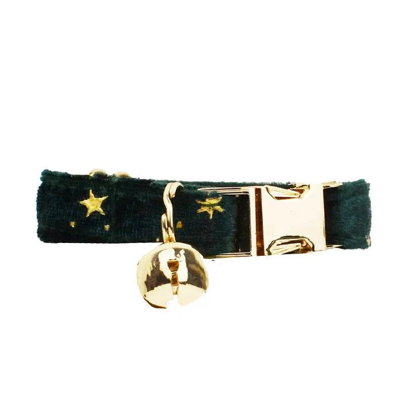 Personalised cat collar with optional bow, featuring star pattern and gold clasp.